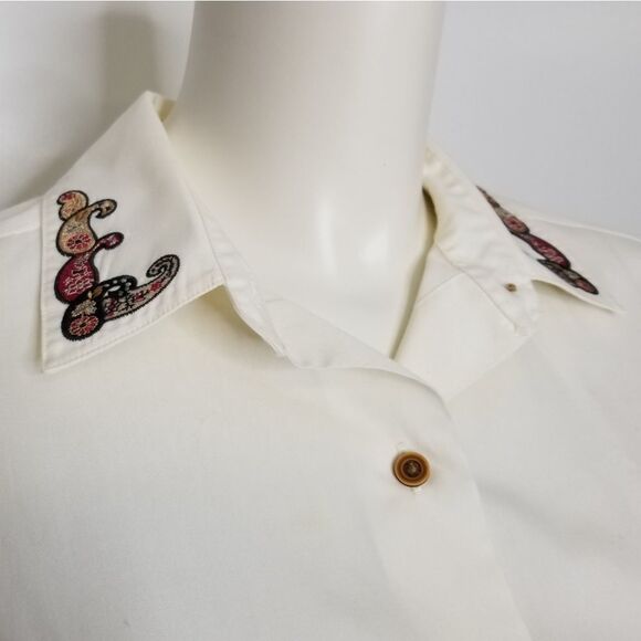 Pendleton Women's Button Up Embroidered Blouse - Picture 4 of 11